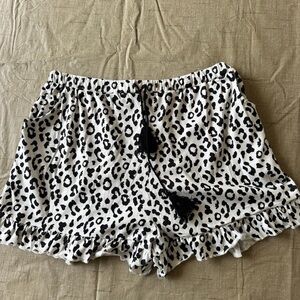 Women’s Pull On Shorts